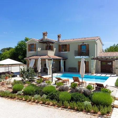 Mit Privatpool Fuer 8 Personen Ca 179 Qm In Jursici, Istrien Binnenland Von Istrien Casa vacanze